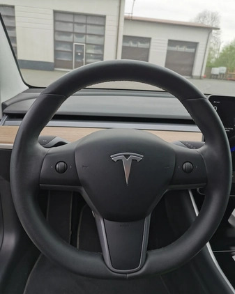 Tesla Model 3 cena 139605 przebieg: 92000, rok produkcji 2019 z Warszawa małe 781